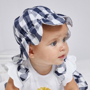 Mayoral kojenecký dívčí klobouk 9375 - 073 Klobouky: 48