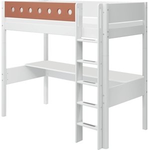Flexa Vysoká postel Flexa - White s rovným žebříkem a stolem (bílá/rumělková)