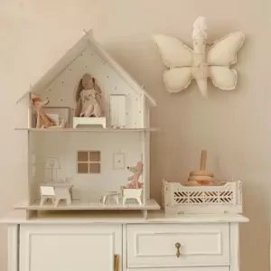 milin Dětský dřevěný domeček pro panenky s nábytkem