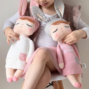 Metoo Spící panenka Angela růžová 42 cm